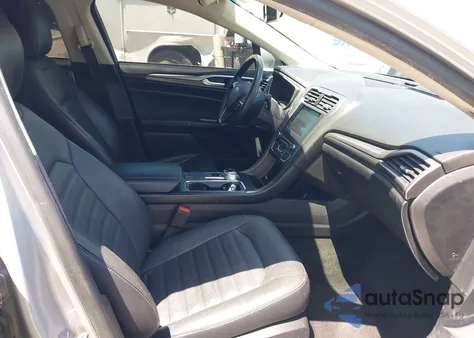 2018 Ford Fusion Energi Se Luxury z USA, uszkodzony, nr VIN 3FA6P0PU9JR187261